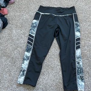 Black white and grey capris